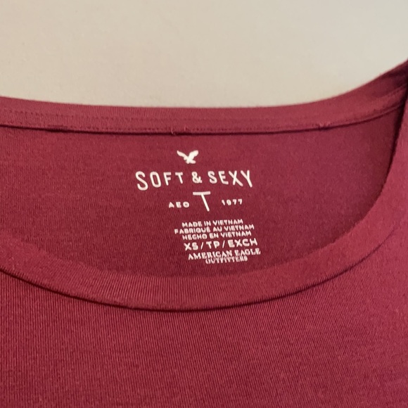 American Eagle Wine Tee XS - Picture 2 of 8